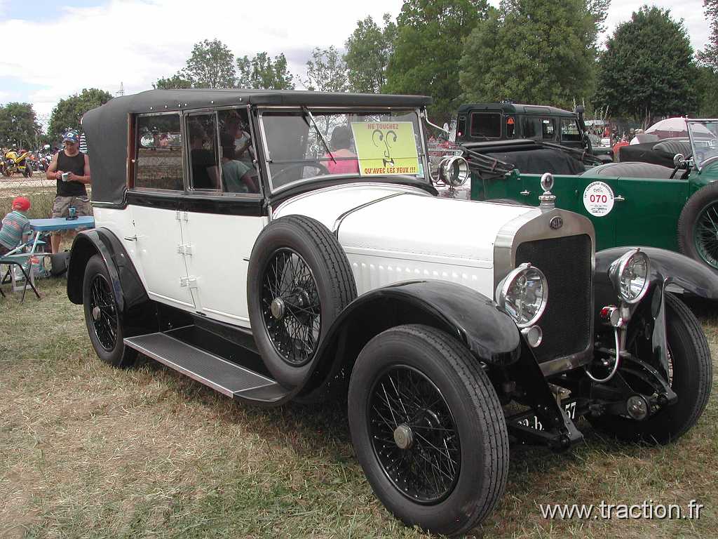 2014_Madine (154).JPG - 29ème Retro Meus'Auto au Lac de Madine, Delage